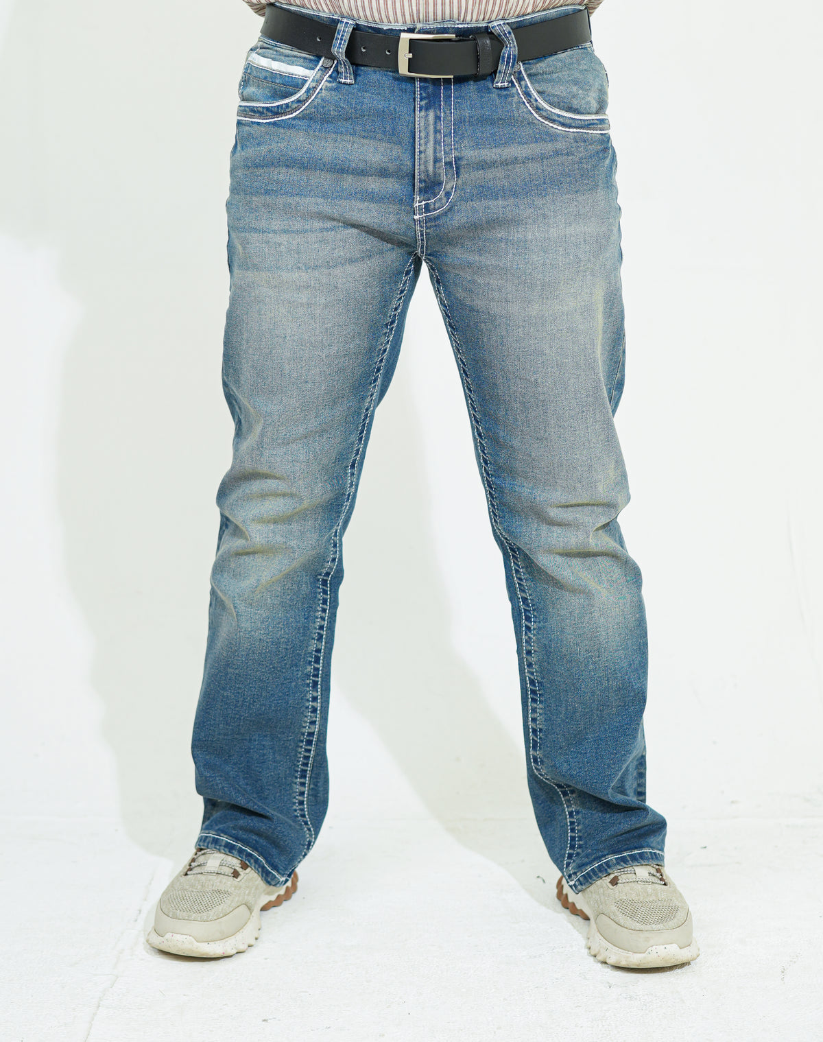 Westline Straight Jeans