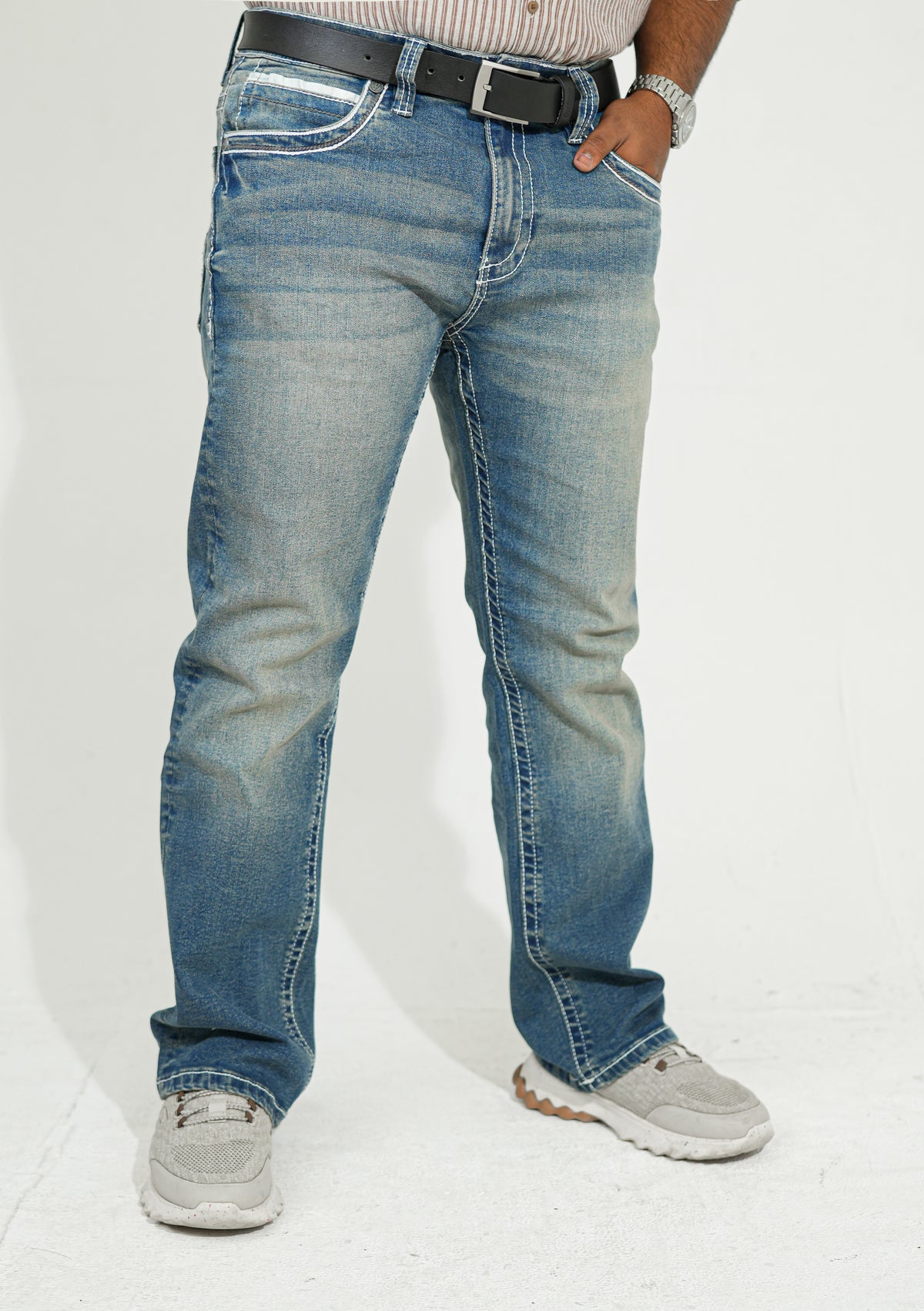 Westline Straight Jeans